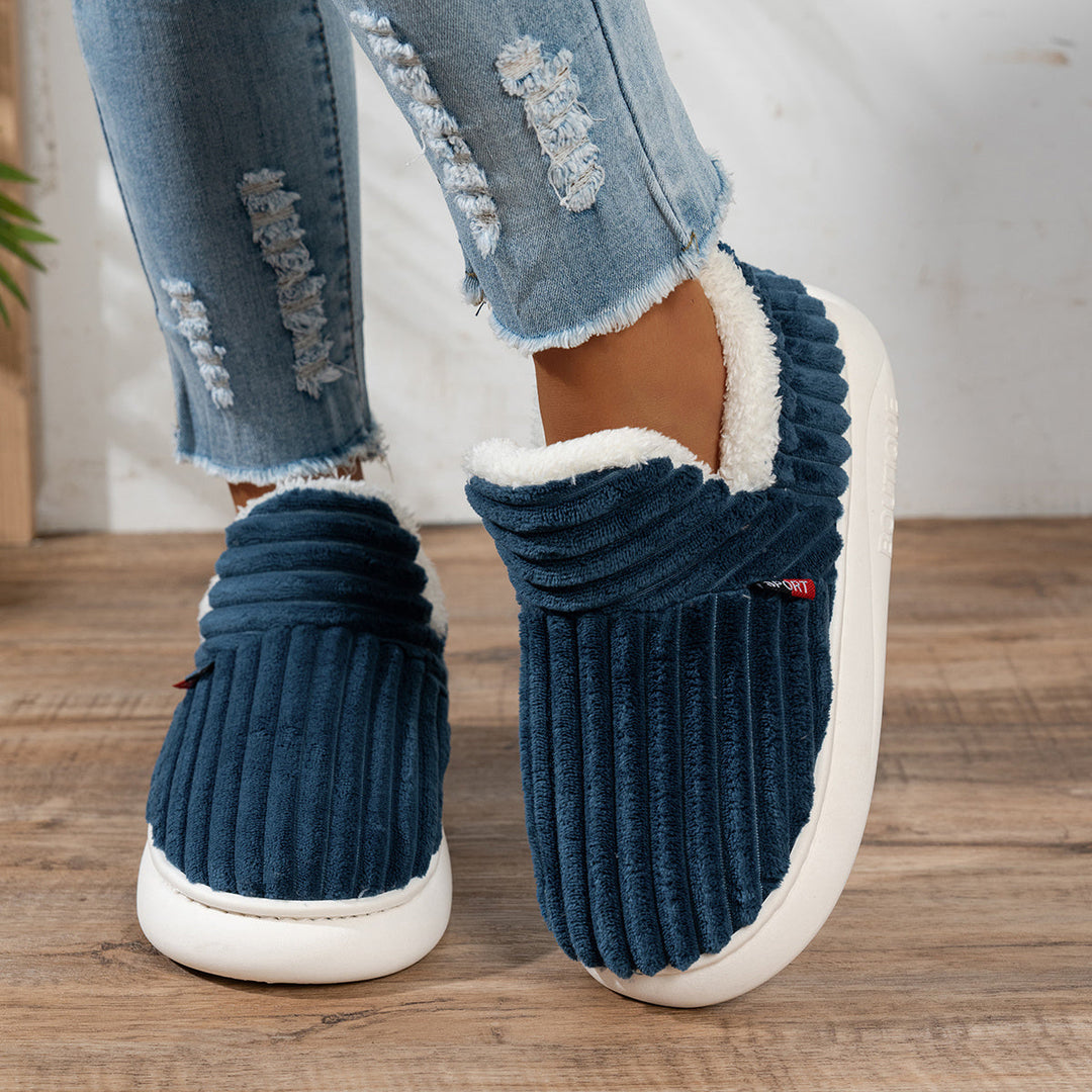 Alamodara | Cozy Winter Slippers