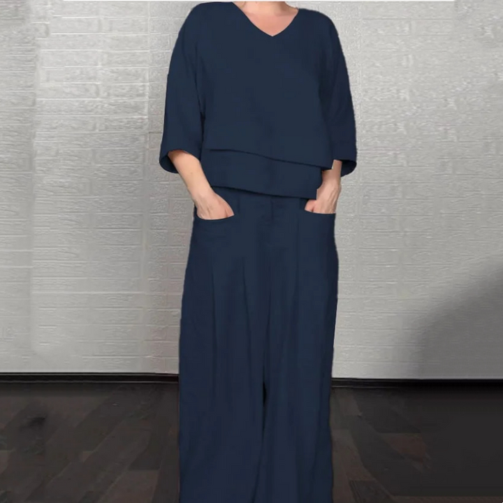 Noa | Loose-Fitting Minimalist Two-Piece Set